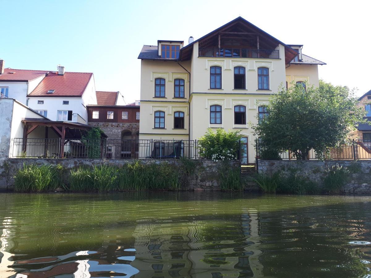 Apartmany Setkova Vila Jindřichŭv Hradec Zewnętrze zdjęcie